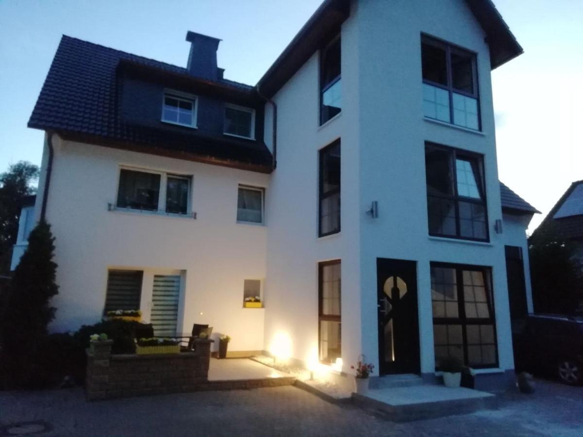 Apartment Modern Idyllic Setting With Terrace